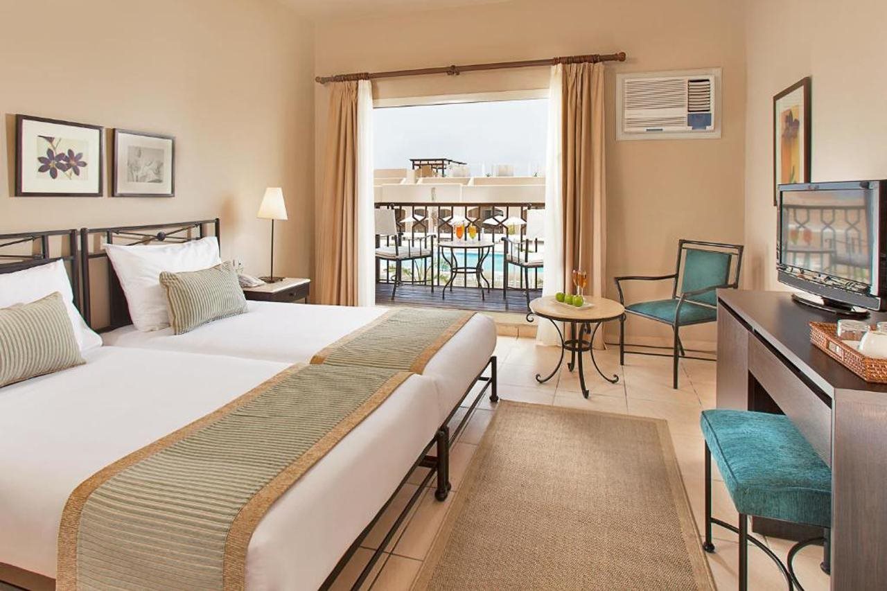 JAZ Neo Almazino, Almaza Bay