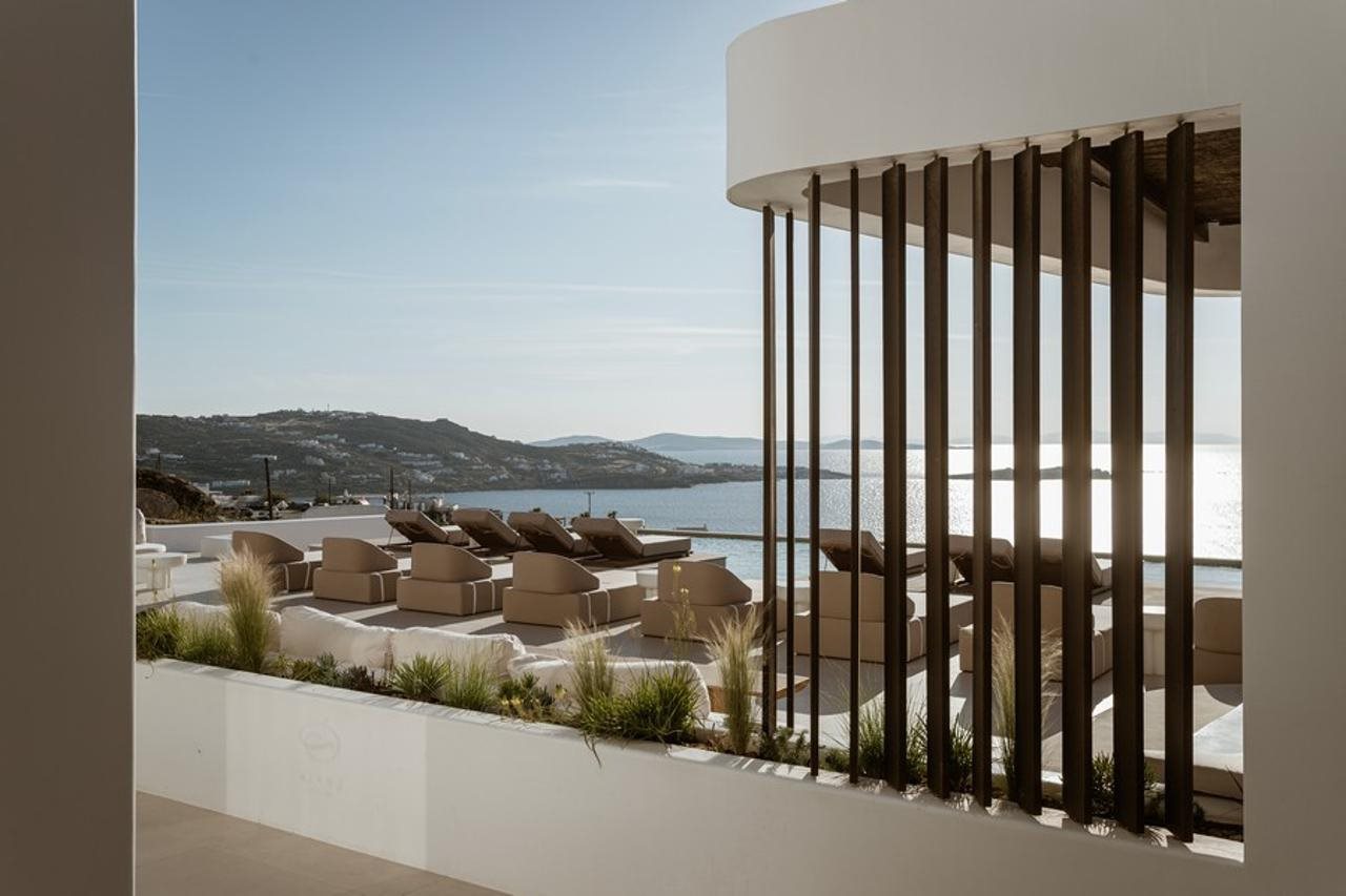Lovia Mykonos
