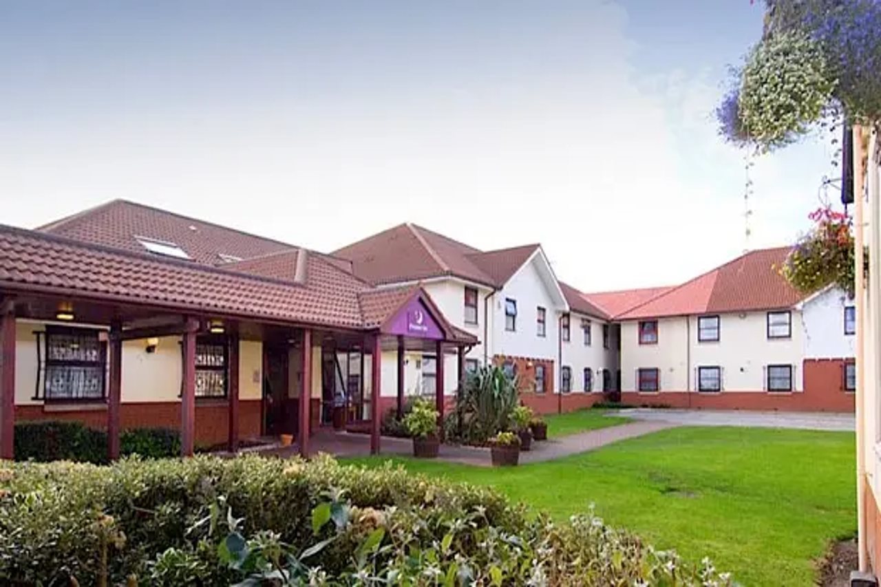 Hotellbilder av Premier Inn Liverpool North - nummer 1 av 10
