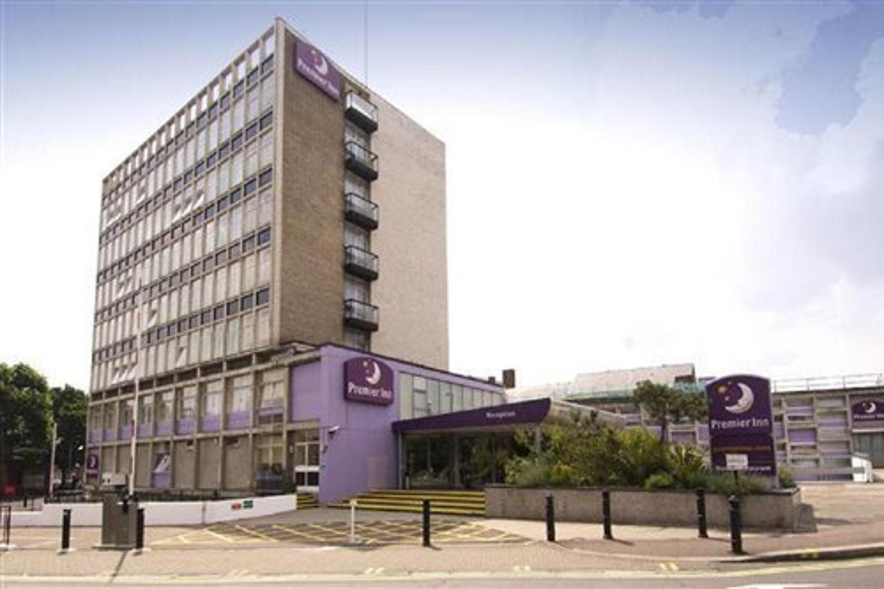 Billede av hotellet Premier Inn London Putney Bridge - nummer 1 af 8