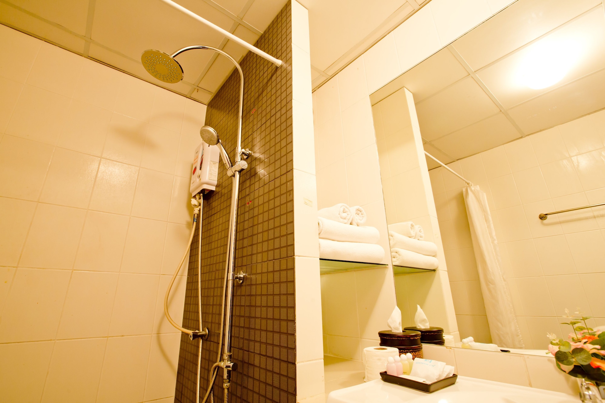 Hotel Sinsuvarn Airport Suite, Thailand, Bangkok. Großes 1