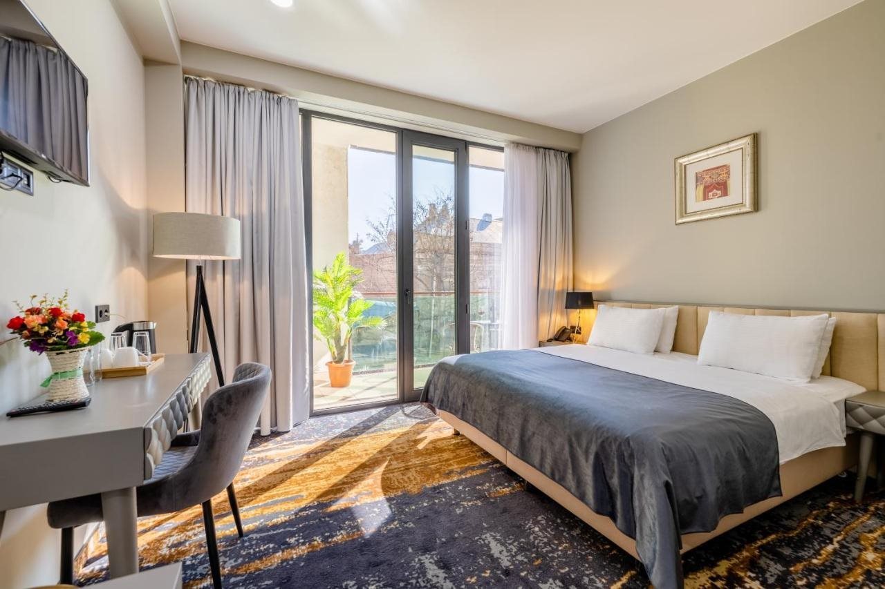 Hotel Brosse Garden Hotel, Georgien, Tiflis. Großes 2