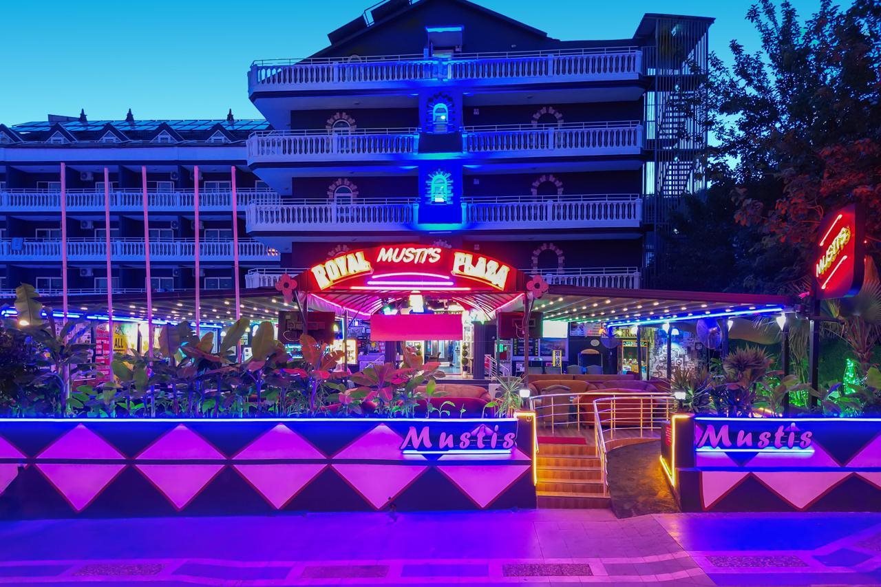 Bilder från hotellet Mustis Royal Plaza - nummer 1 av 10