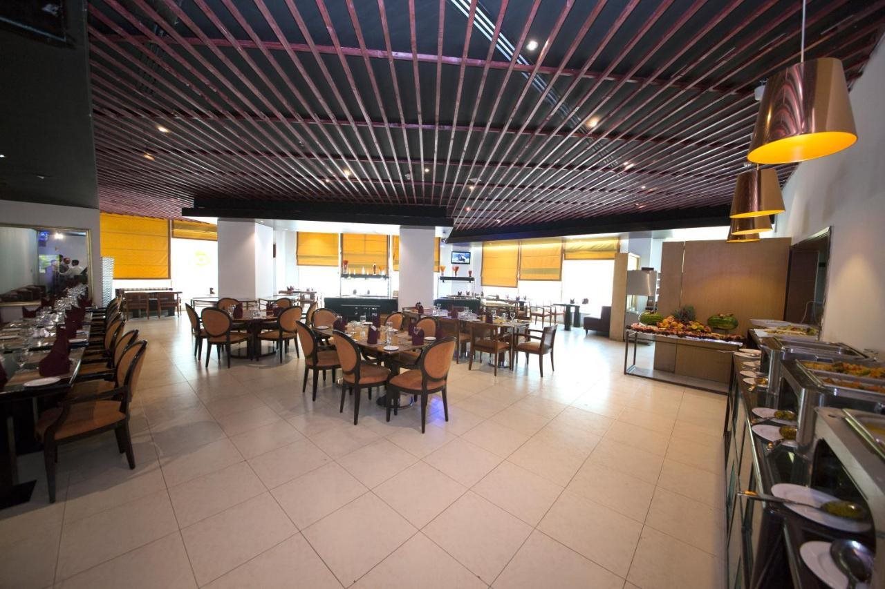 Hotel City Seasons Suites Dubai, Vereinigte Arabische Emirate, Dubai. Großes 2