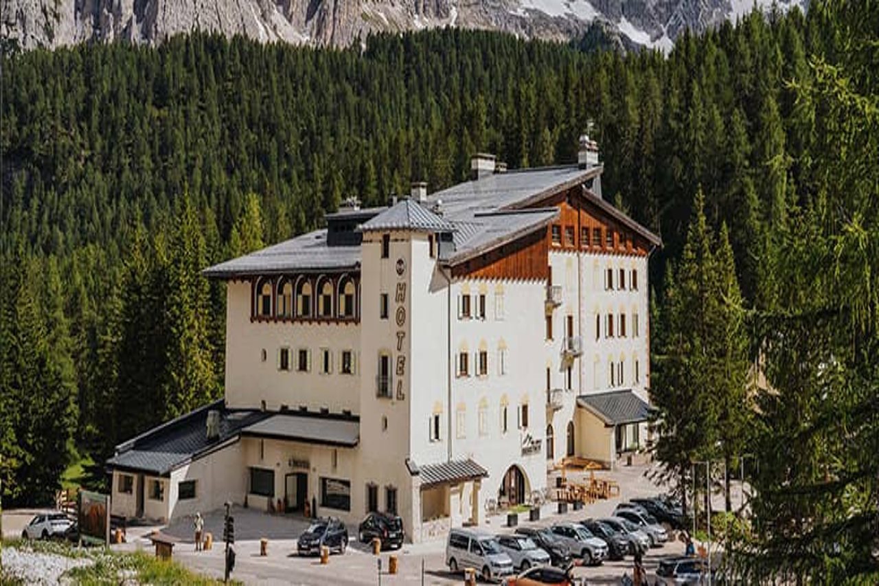 Hotel B&B Hotel Passo Tre Croci Cortina, Italien, Cortina d'Ampezzo. Großes 1