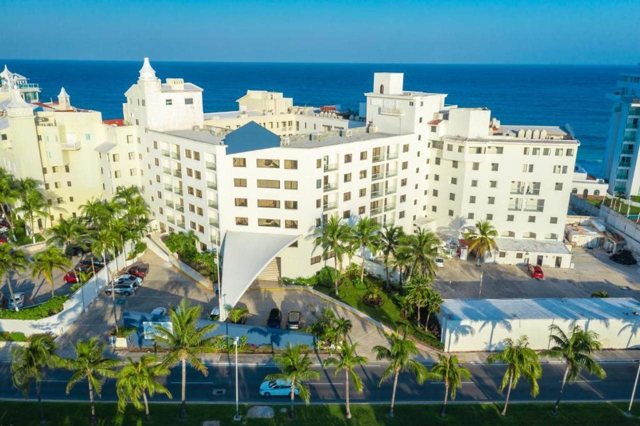 Cyan Cancún Resort & Spa