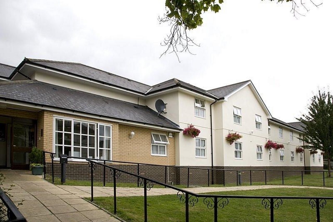 Billede av hotellet Premier Inn Epsom Central - nummer 1 af 10