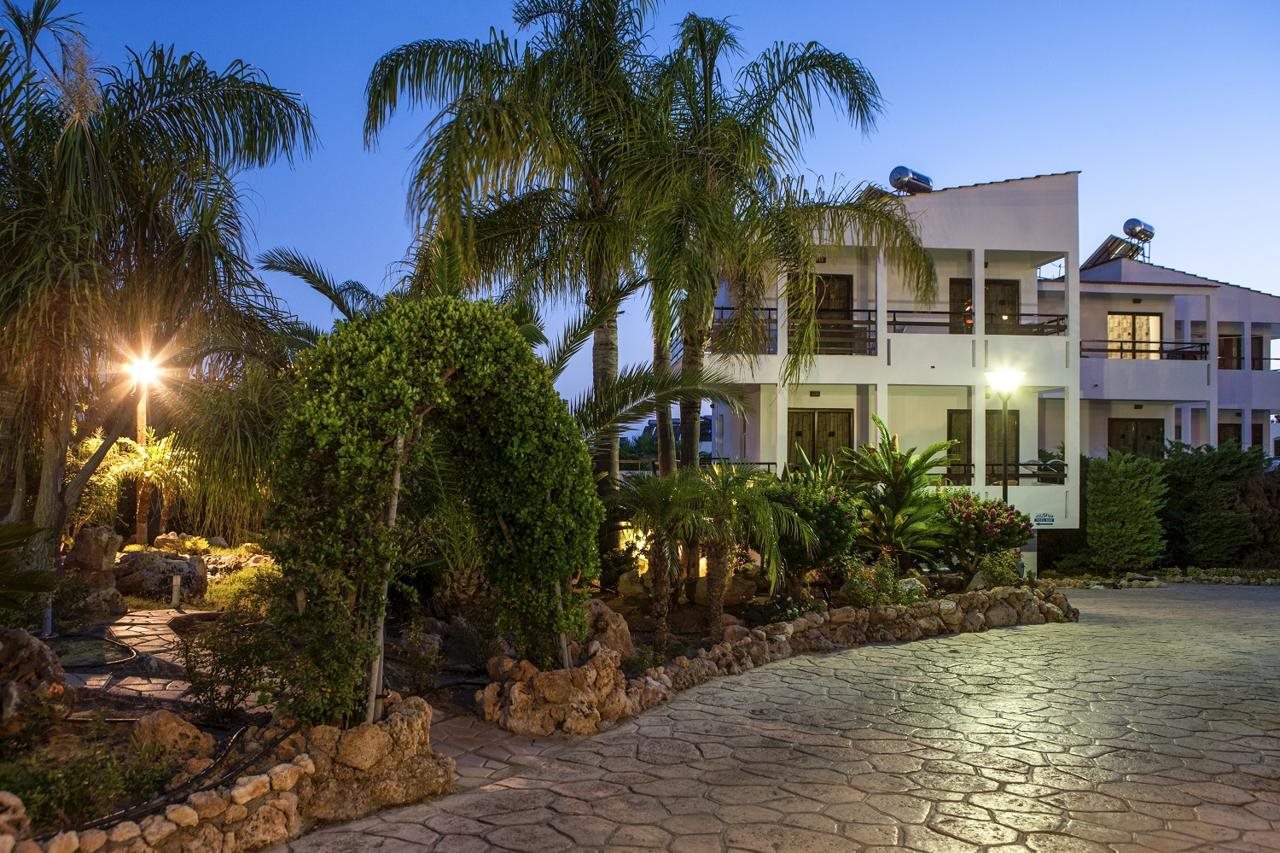 Hotel Coliseum Studios and Apartments, Griechenland, Pefki. Großes 2