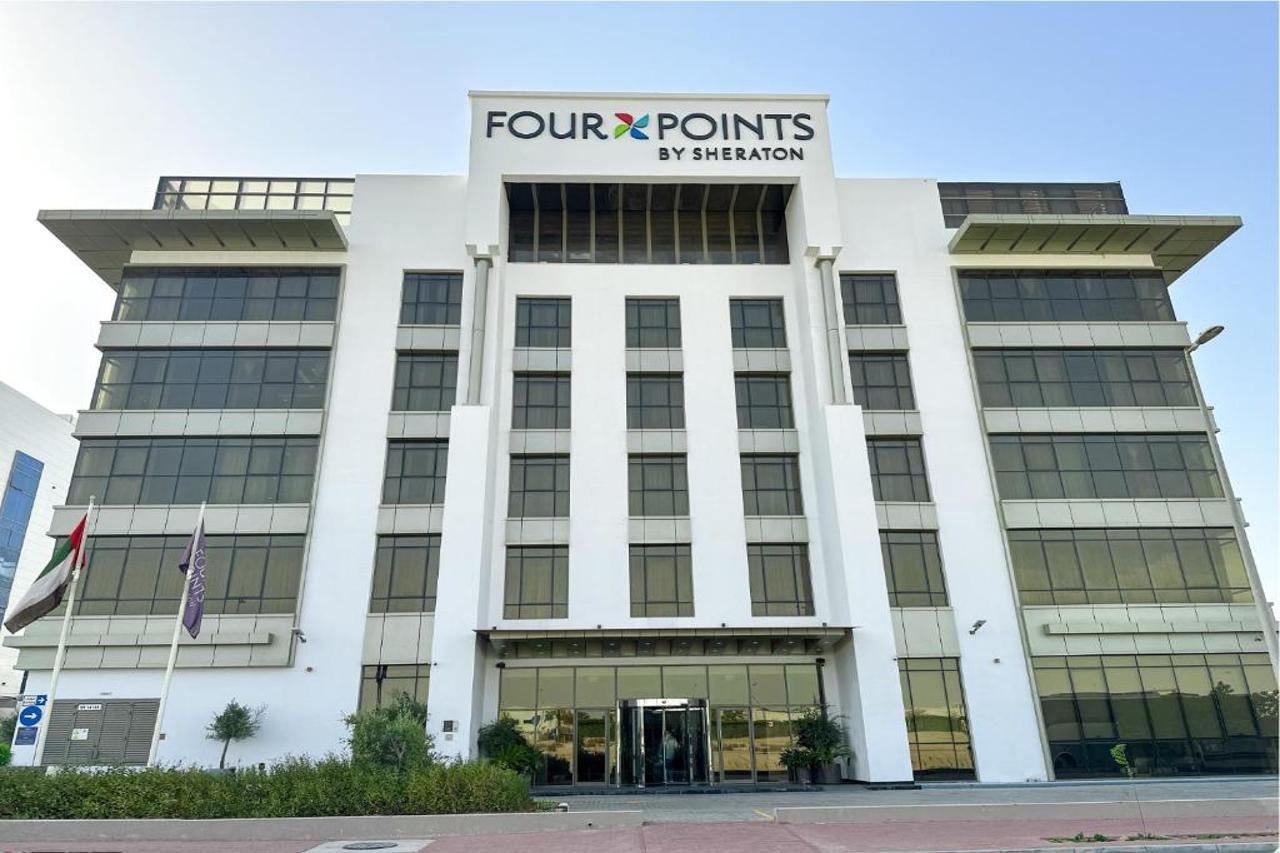Bilder från hotellet Four Points by Sheraton Production City Dubai - nummer 1 av 25