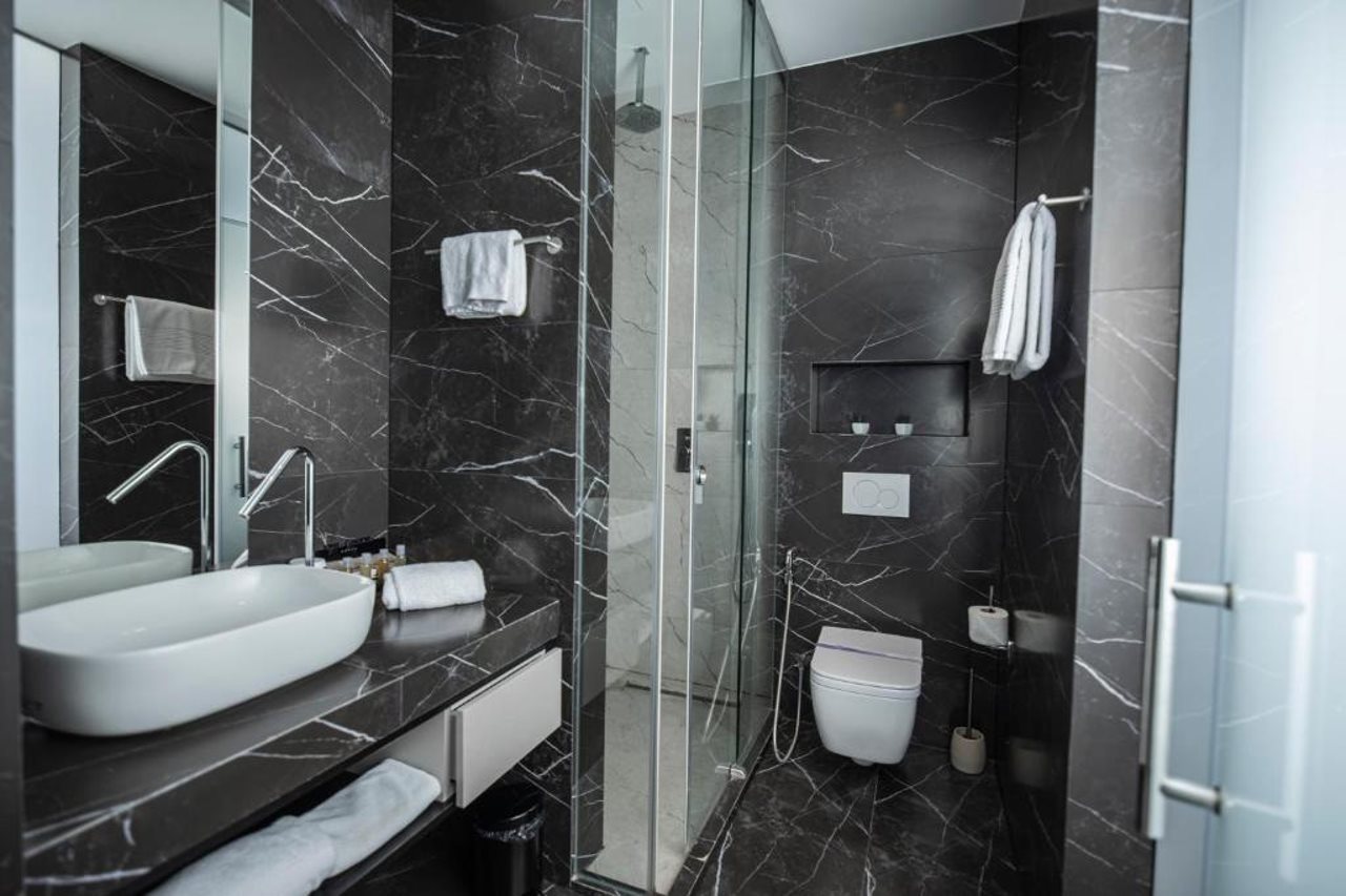Hotel Venus Hotel Pristina, Kosovo, Pristina. Großes 8
