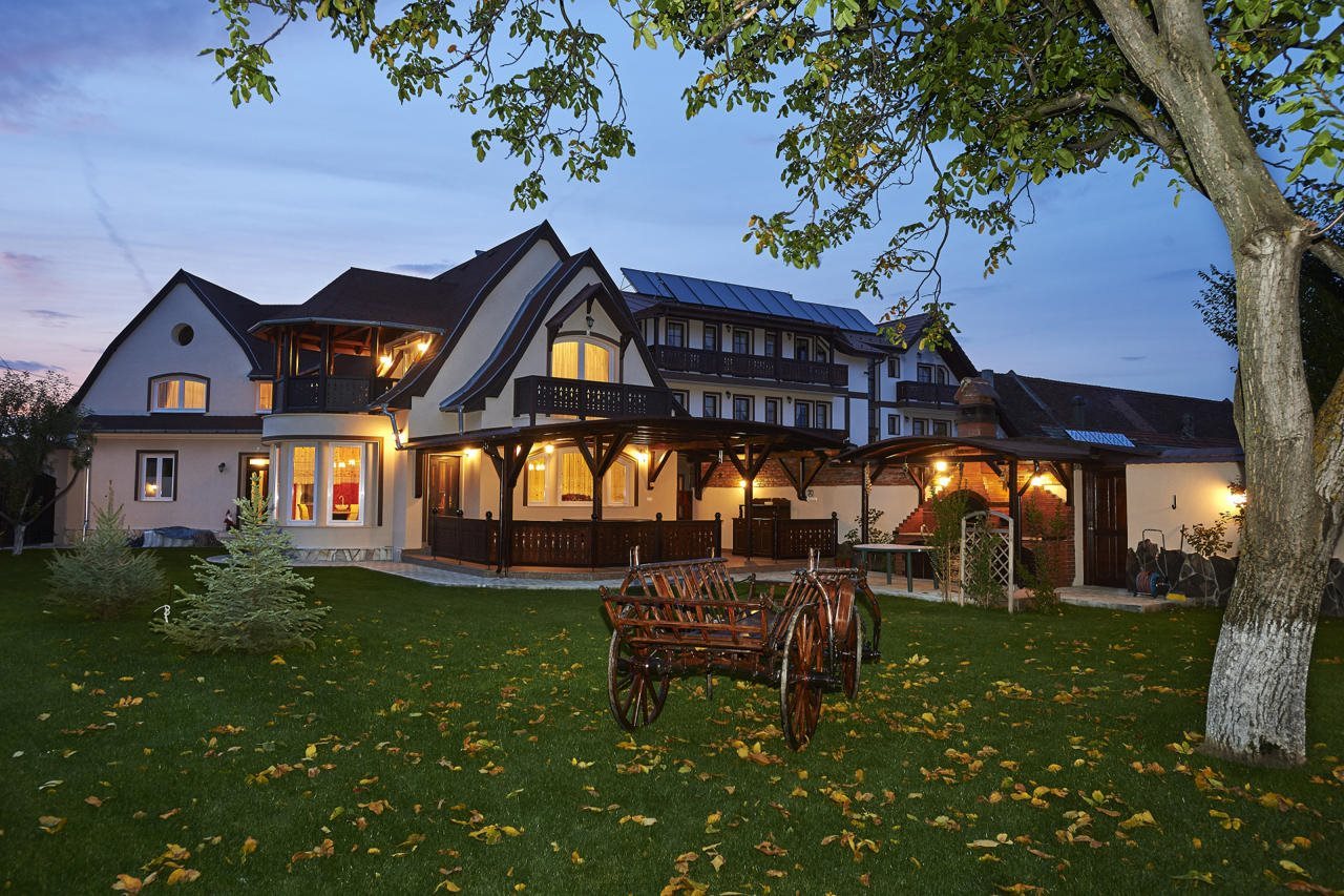 Hotel Conacul Ambient, Rumänien, Cristian. Großes 1