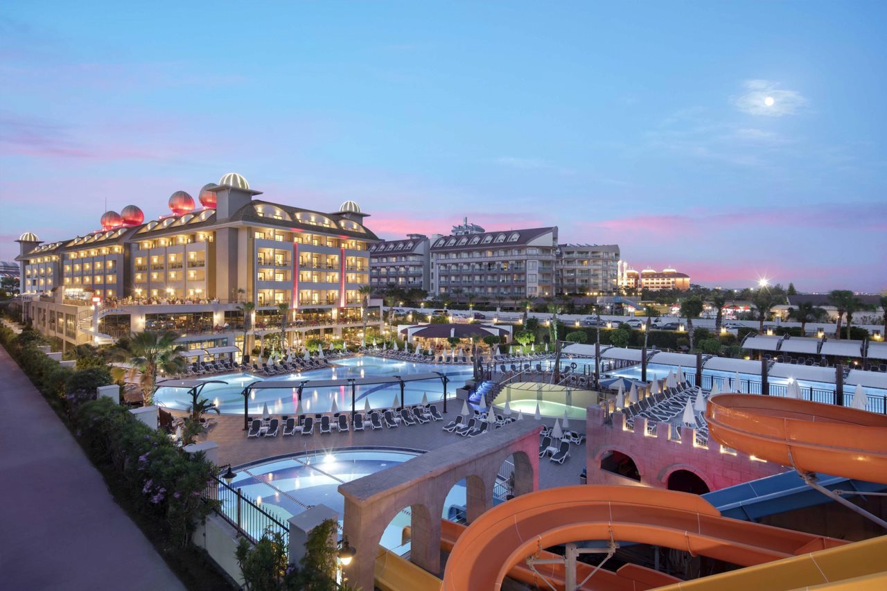 Hotellbilder av Aydinbey Kings Palace Spa and Resort Hotel - nummer 1 av 28