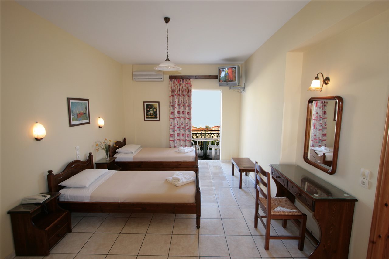 Hotellbilder av Village Inn Studios & Family Apartments - nummer 1 av 25