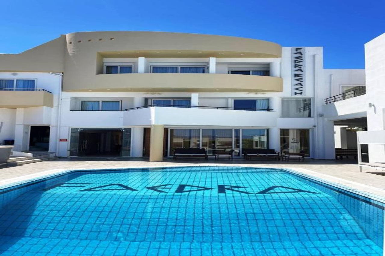 Hotellbilder av Faedra Beach Resort - nummer 1 av 11