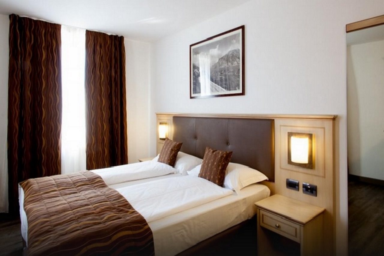 Hotel Hotel Portici (Romantik and Wellness), Italien, Riva del Garda. Großes 2