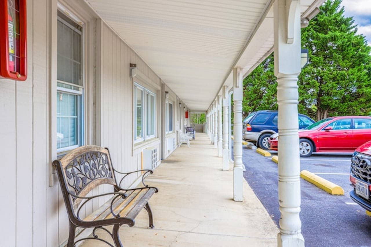 Hotel Relax Inn By OYO Natural Bridge I-81, USA, Natural Bridge. Großes 2