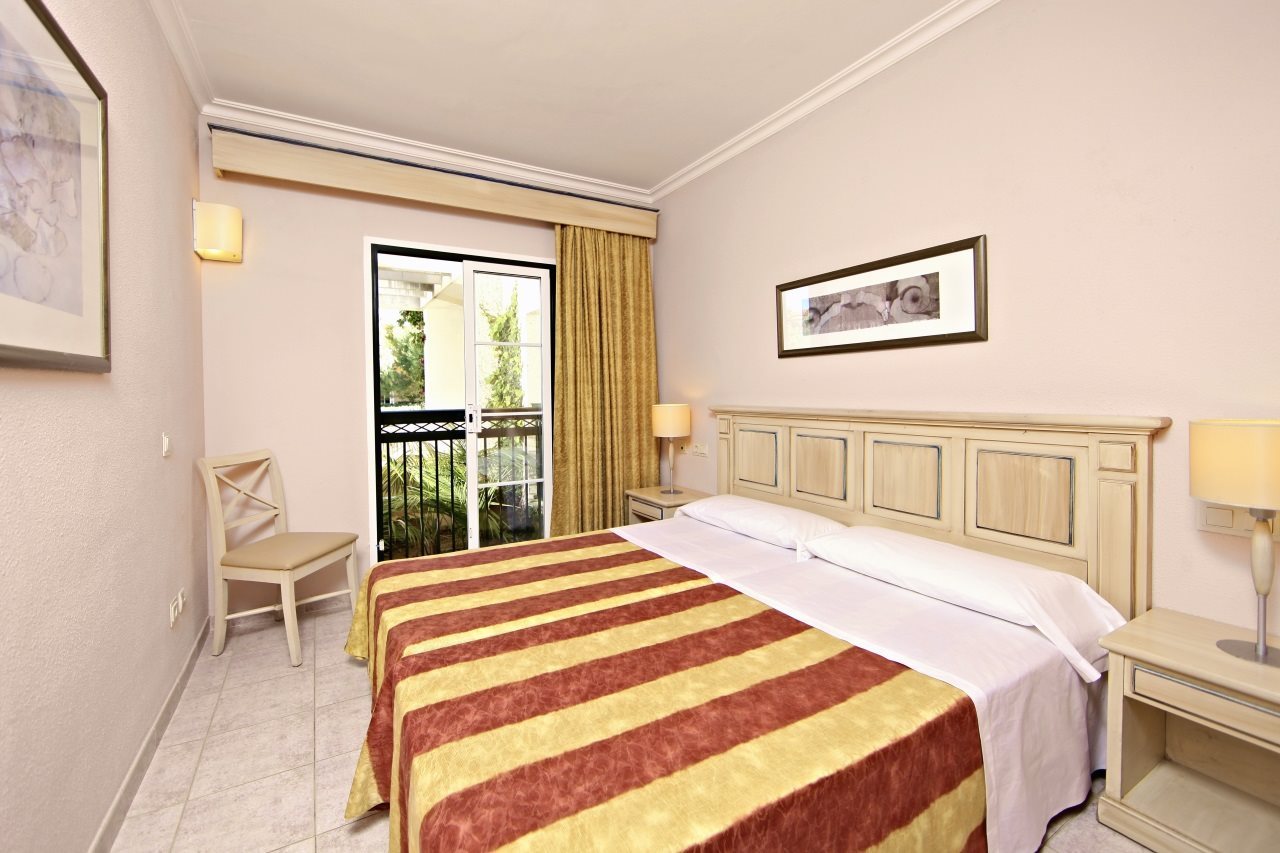 Hotel Zafiro Menorca, Spanien, Cala'n Bosch. Großes 2