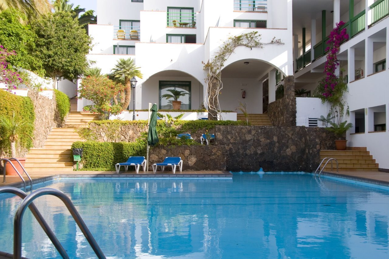 Aparthotel Esquinzo Y Monte del Mar