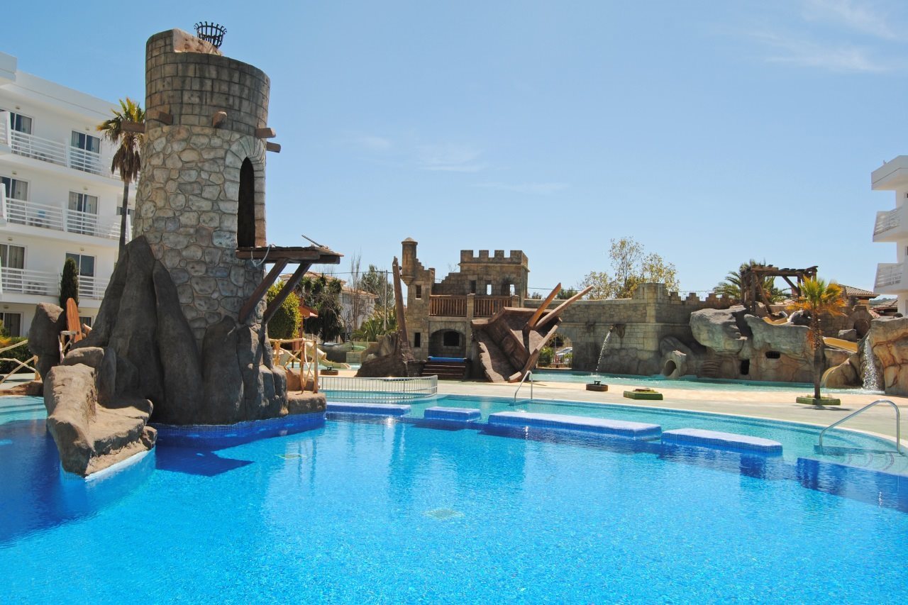 Pirates Village Apartments