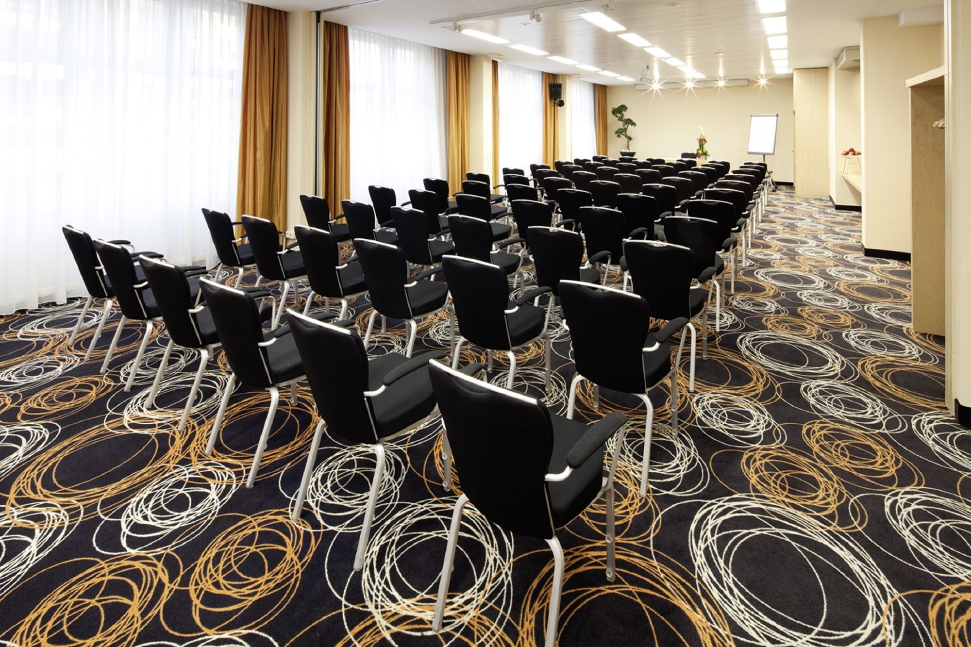 Hotel Movenpick Nuremberg Airport, Deutschland, Nürnberg. Großes 2