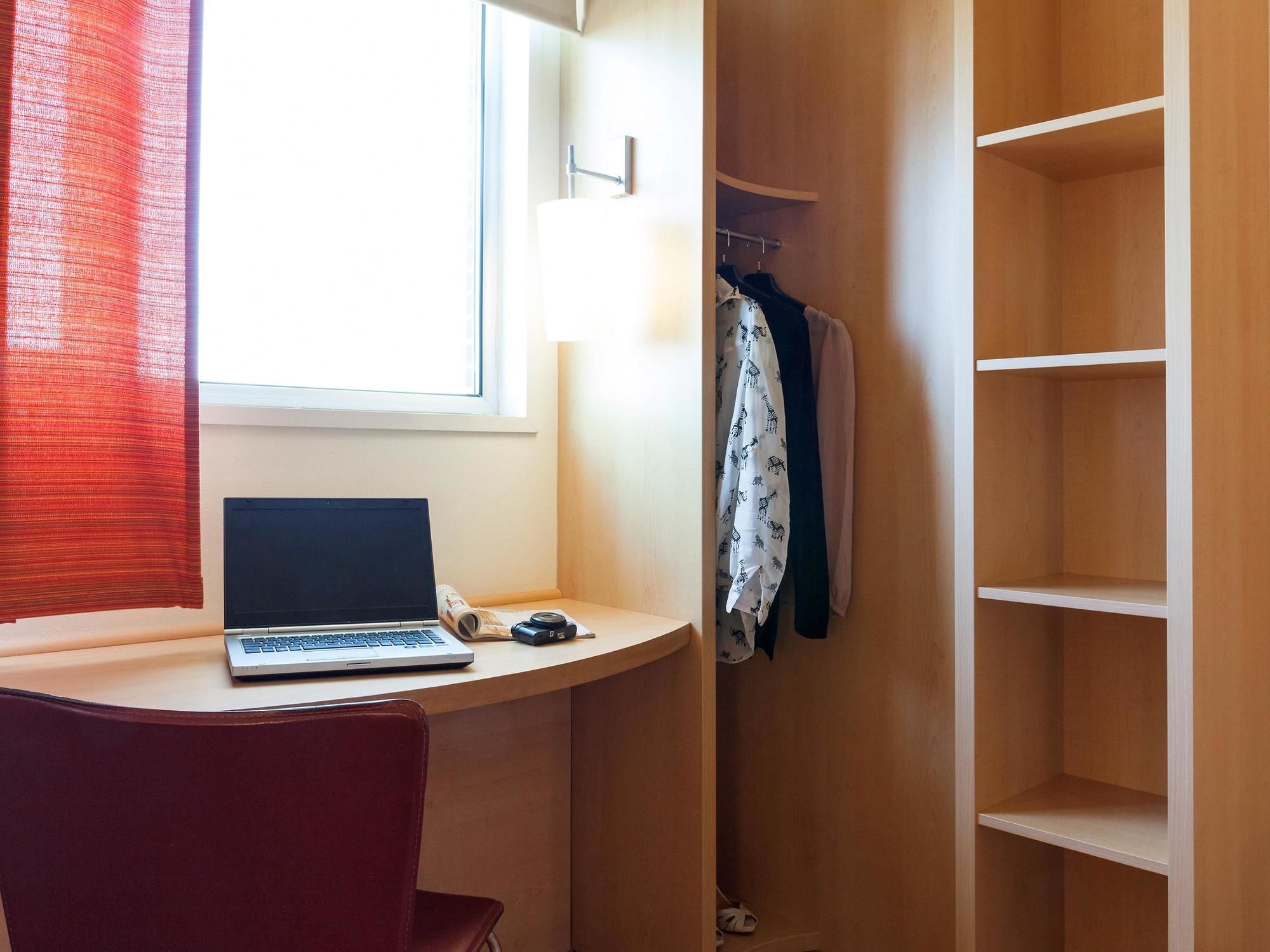 Hotel Ibis Barcelona Aeropuerto Viladecans, Spanien, Viladecans. Großes 2