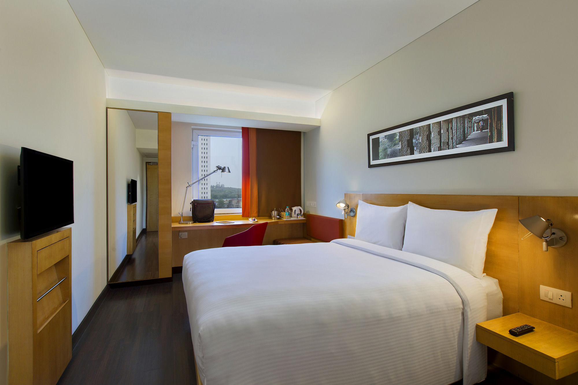 Hotel ibis Gurgaon Golf Course Road, Indien, Gurgaon. Großes 2