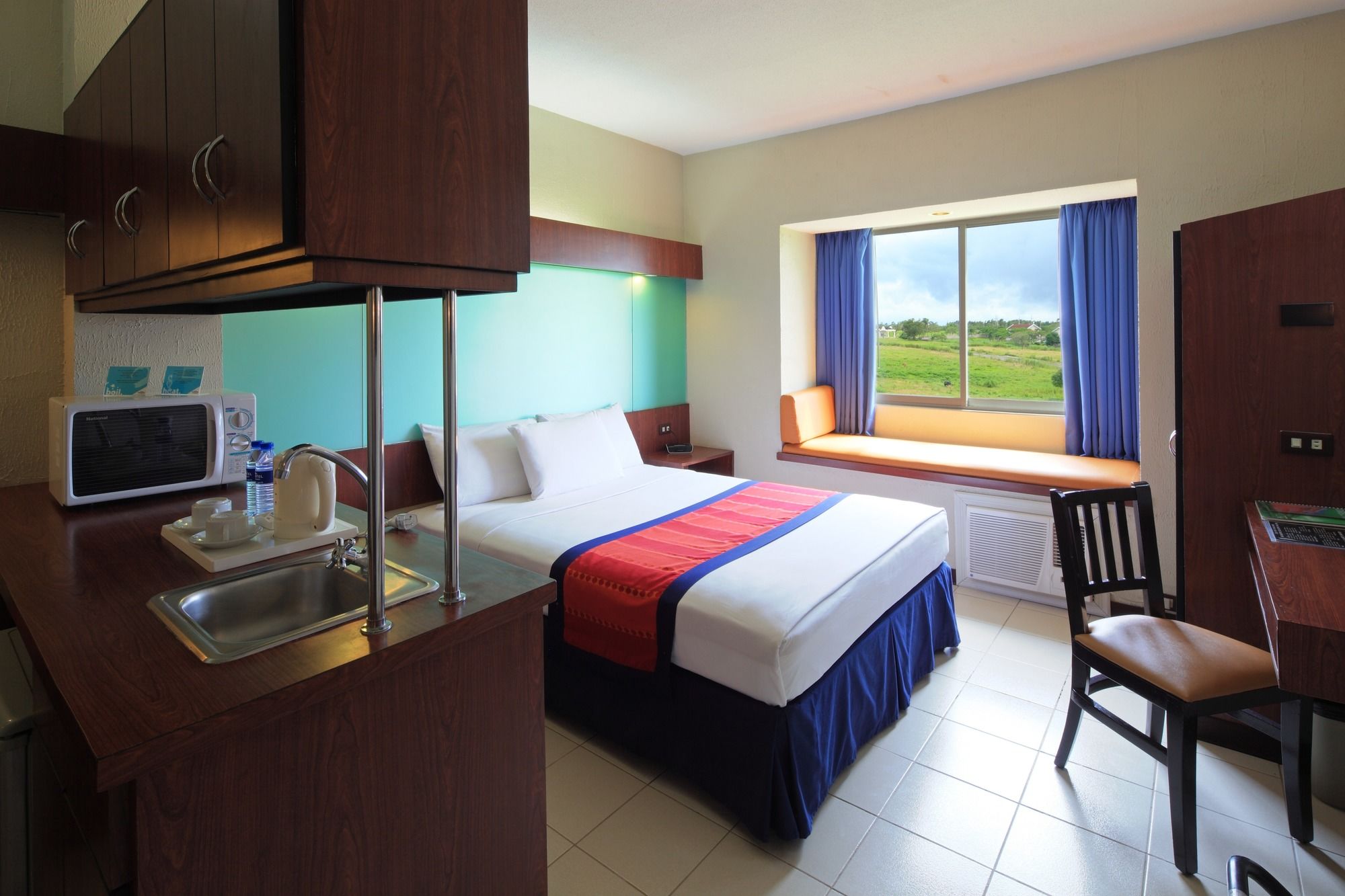 Hotel Microtel by Wyndham Eagle Ridge Cavite, Philippinen, General Trias. Großes 2
