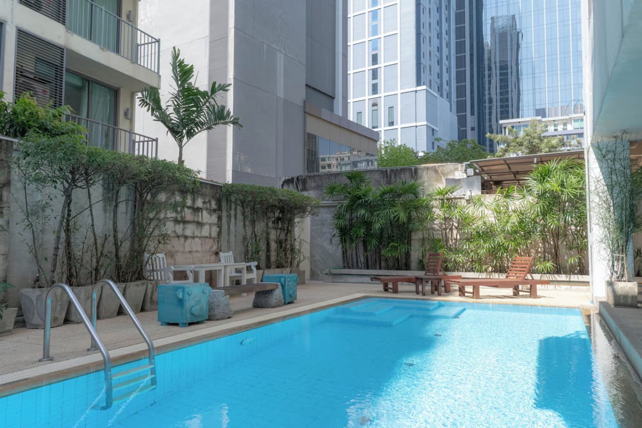 Billede av hotellet Journeyhub Bangkok Sukhumvit 26 - nummer 1 af 10