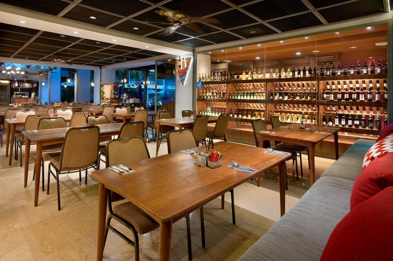 Hotel Ramada Encore by Wyndham Seminyak Bali, Indonesien, Seminyak. Großes 2