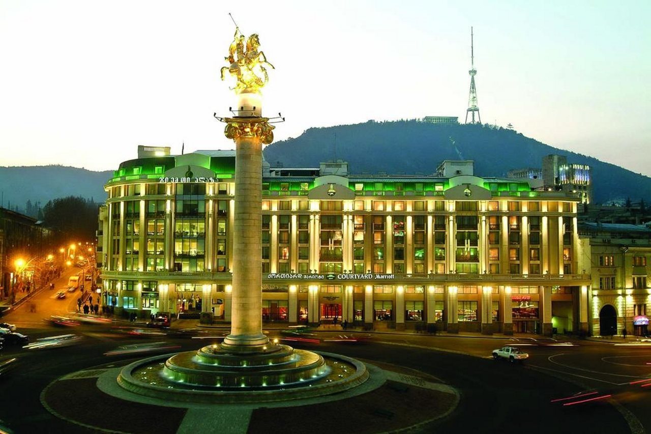 Hotel Courtyard by Marriott Tbilisi, Georgien, Tiflis. Großes 1