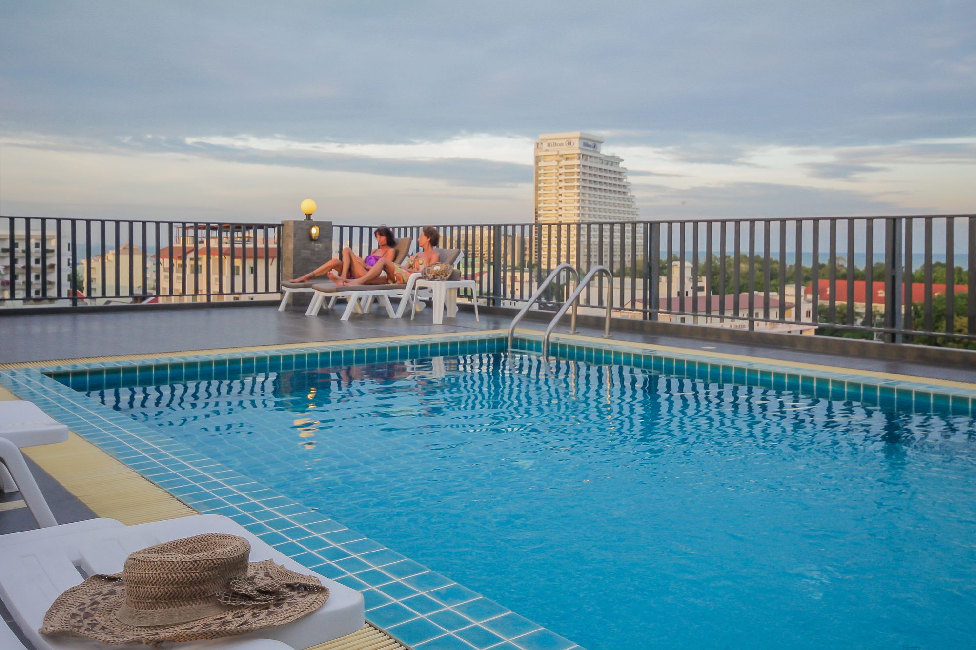 Hotellbilder av Baan Nilrath Hotel - nummer 1 av 10