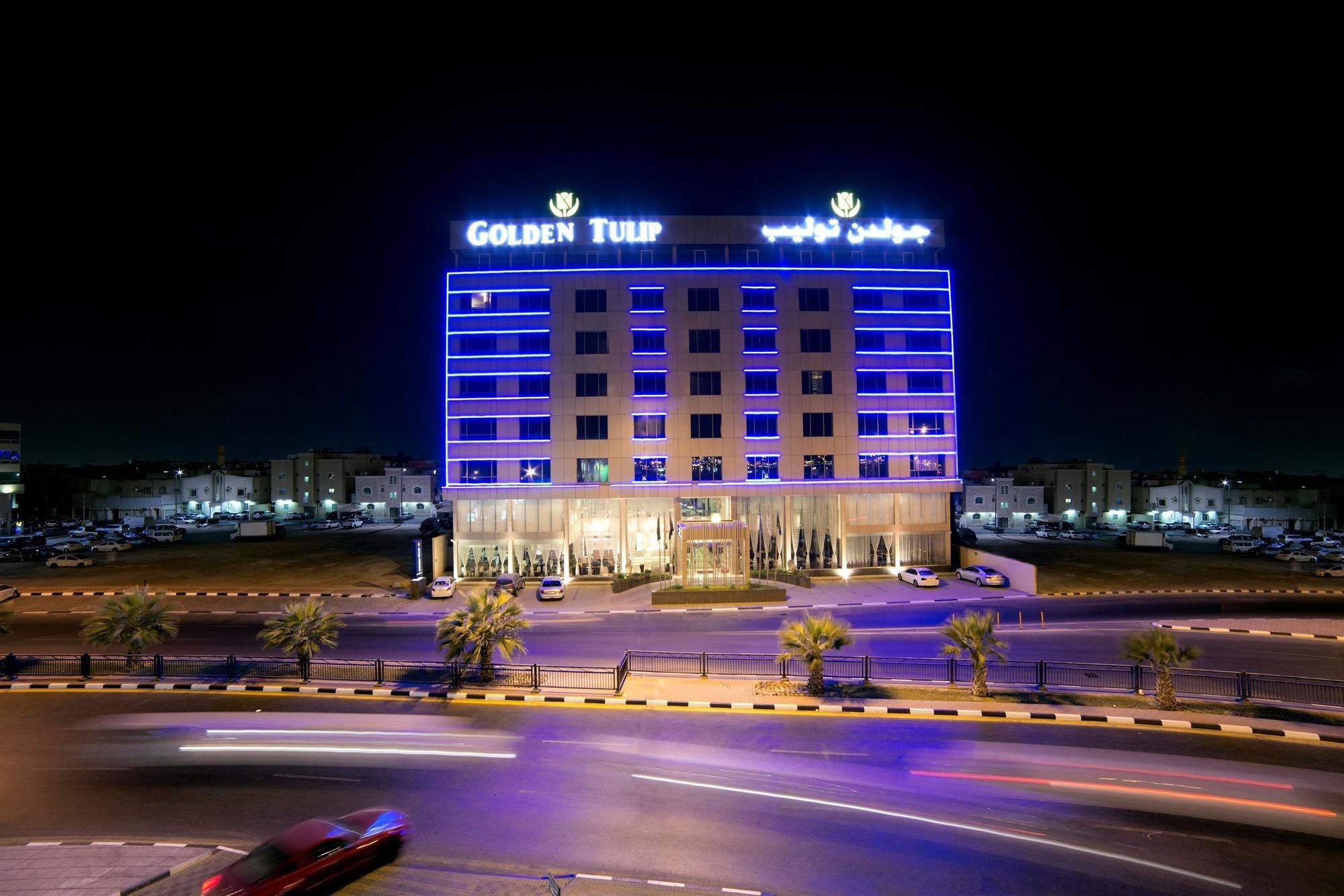 Hotel Golden Tulip Dammam Corniche Hotel, Saudi-Arabien, Dammam. Großes 2
