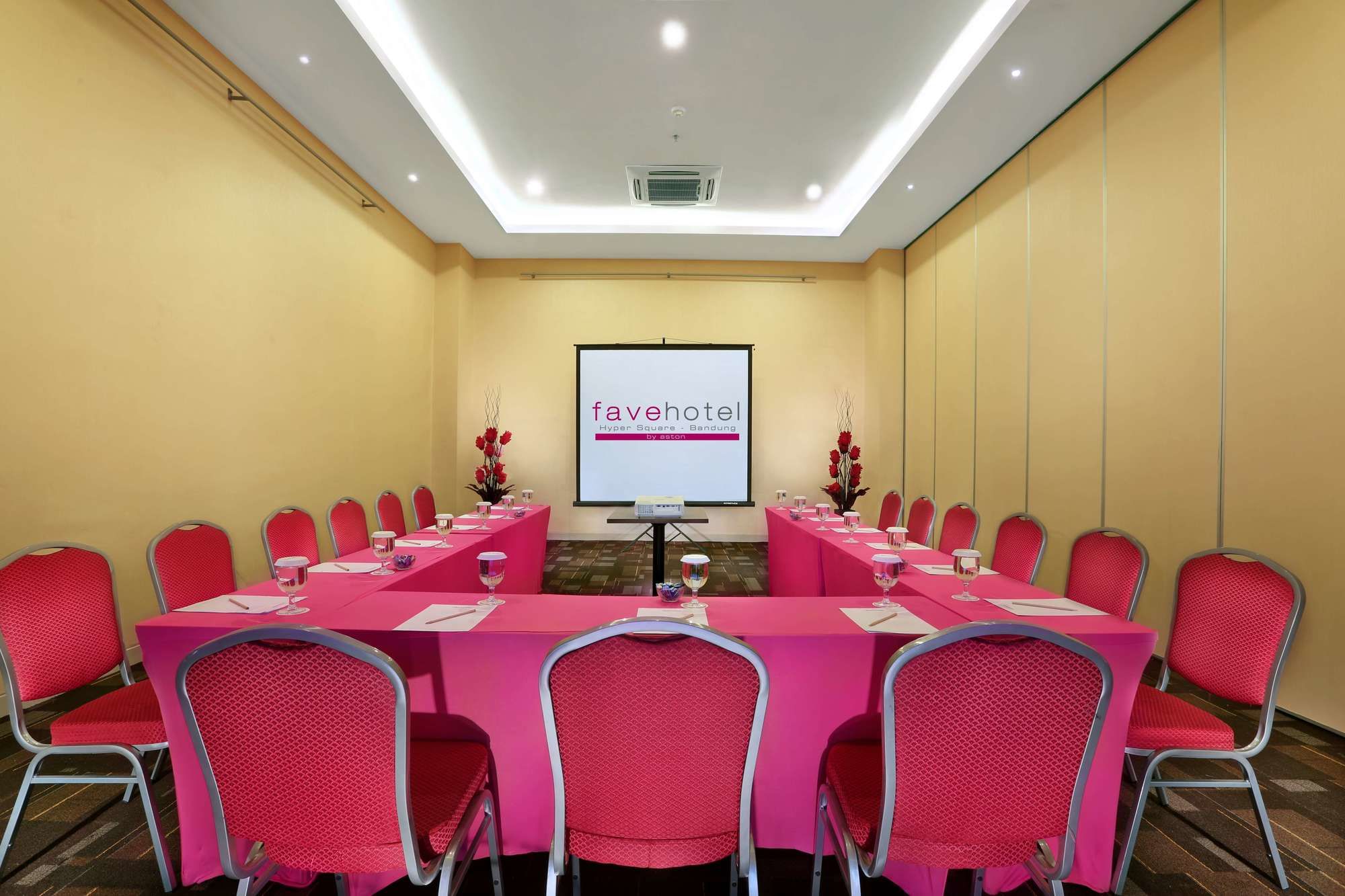 Hotel favehotel Hyper Square, Indonesien, Bandung. Großes 2