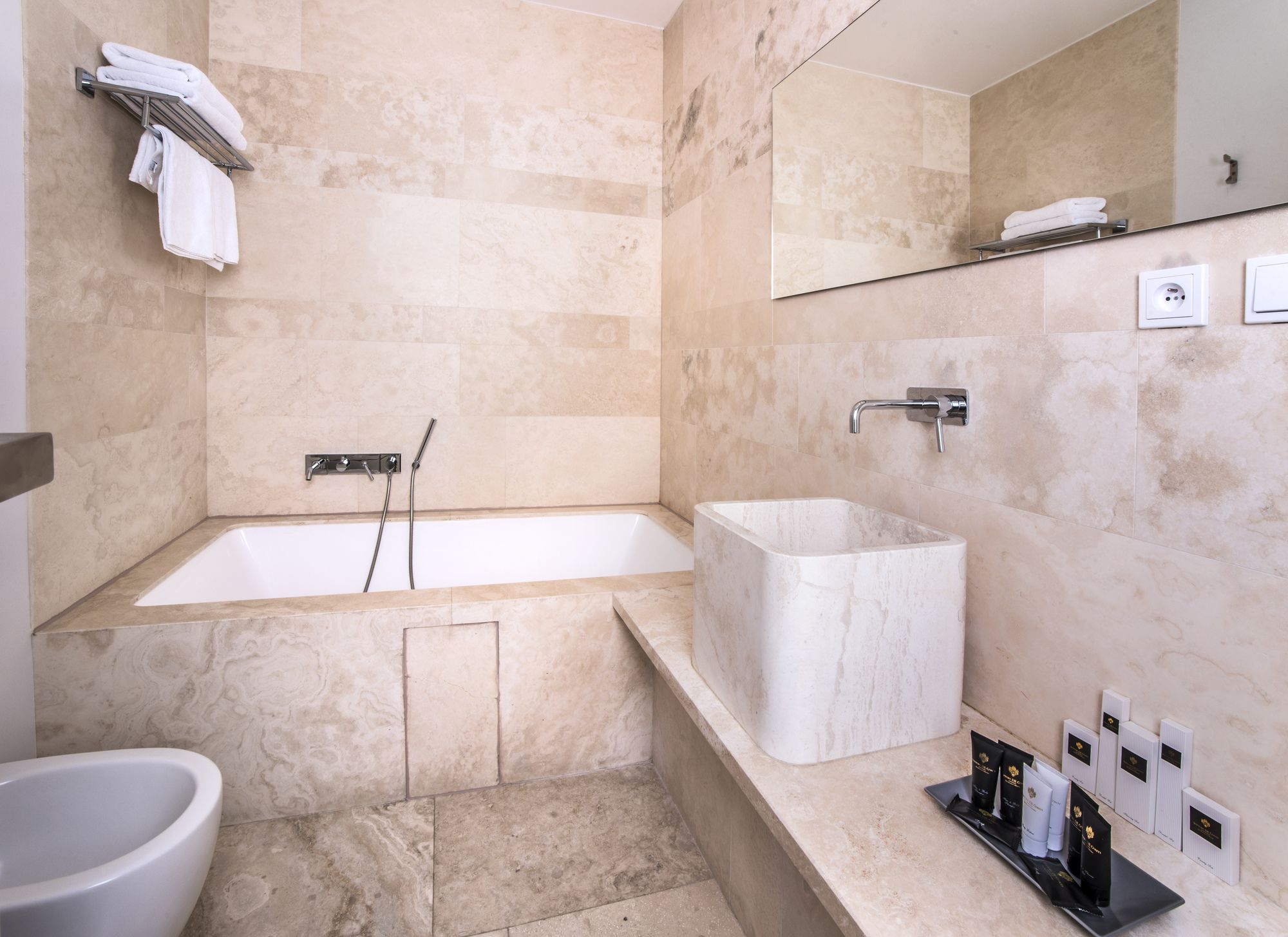 Billede av hotellet Golden Crown - nummer 1 af 10