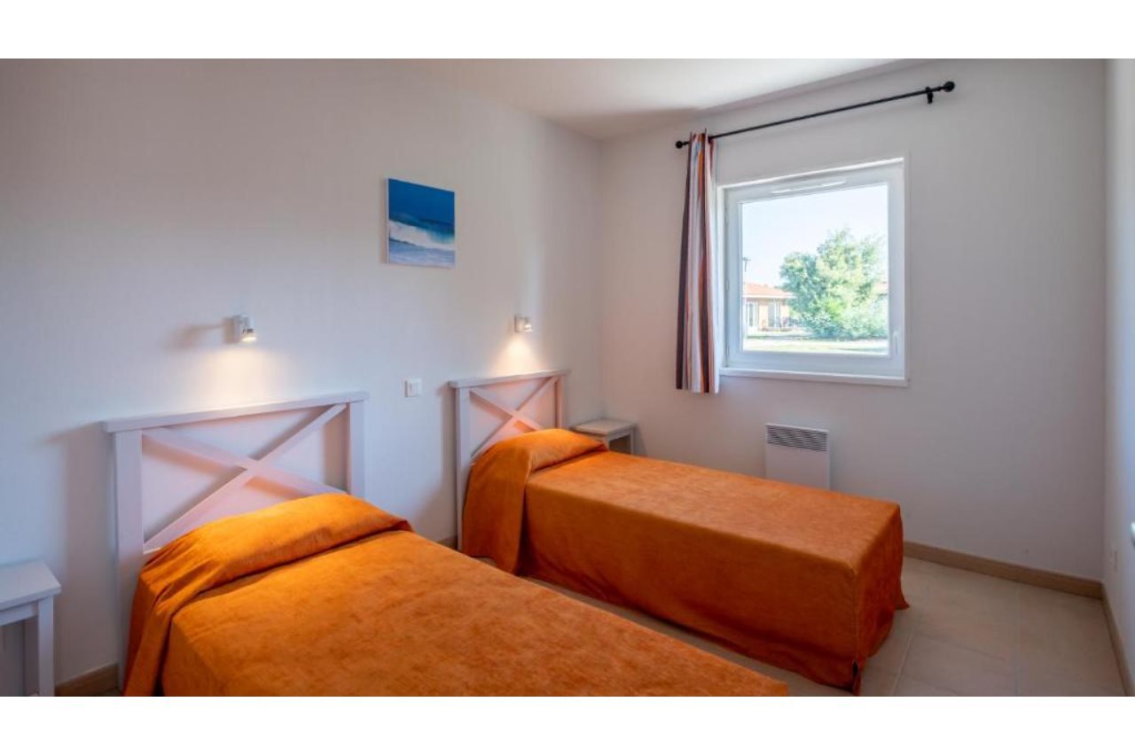 Hotel Le Domaine des Grands Lacs - Vacanceole, Frankreich, Parentis-en-Born. Großes 30