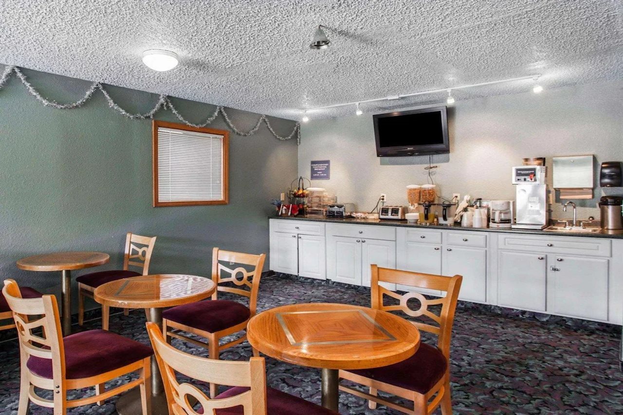 Hotel Capital O Stevenson Inn Riverside, USA, Stevenson. Großes 1