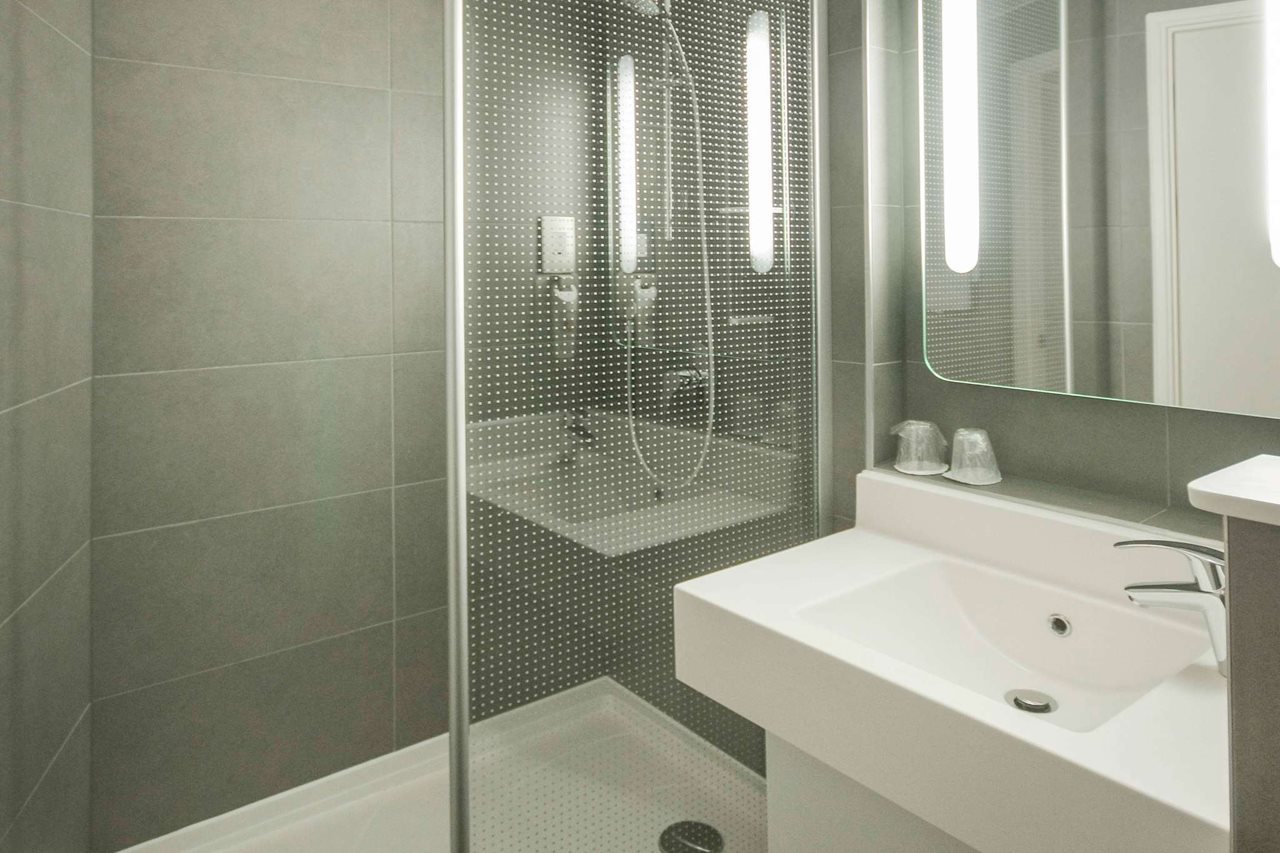 Hotel ibis London Heathrow Airport, Großbritannien, Hayes. Großes 67