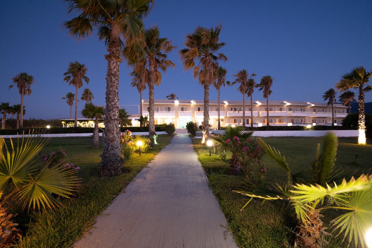 Bilder från hotellet Costa Angela Seaside Resort - nummer 1 av 34