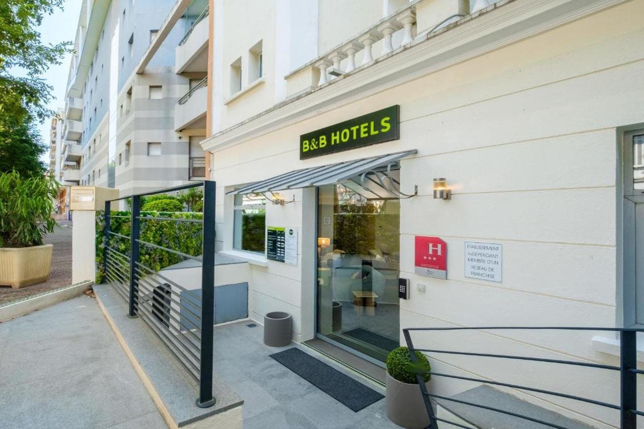 Hotel B&B HOTEL Antibes Juan-les-Pins, Frankreich, Juan-Les-Pins. Großes 1