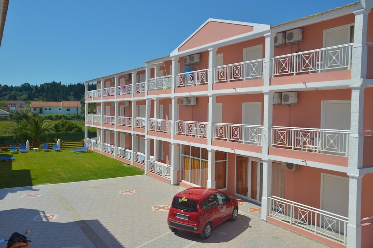 Bilder från hotellet Angelina Hotel and Apartments - nummer 1 av 10