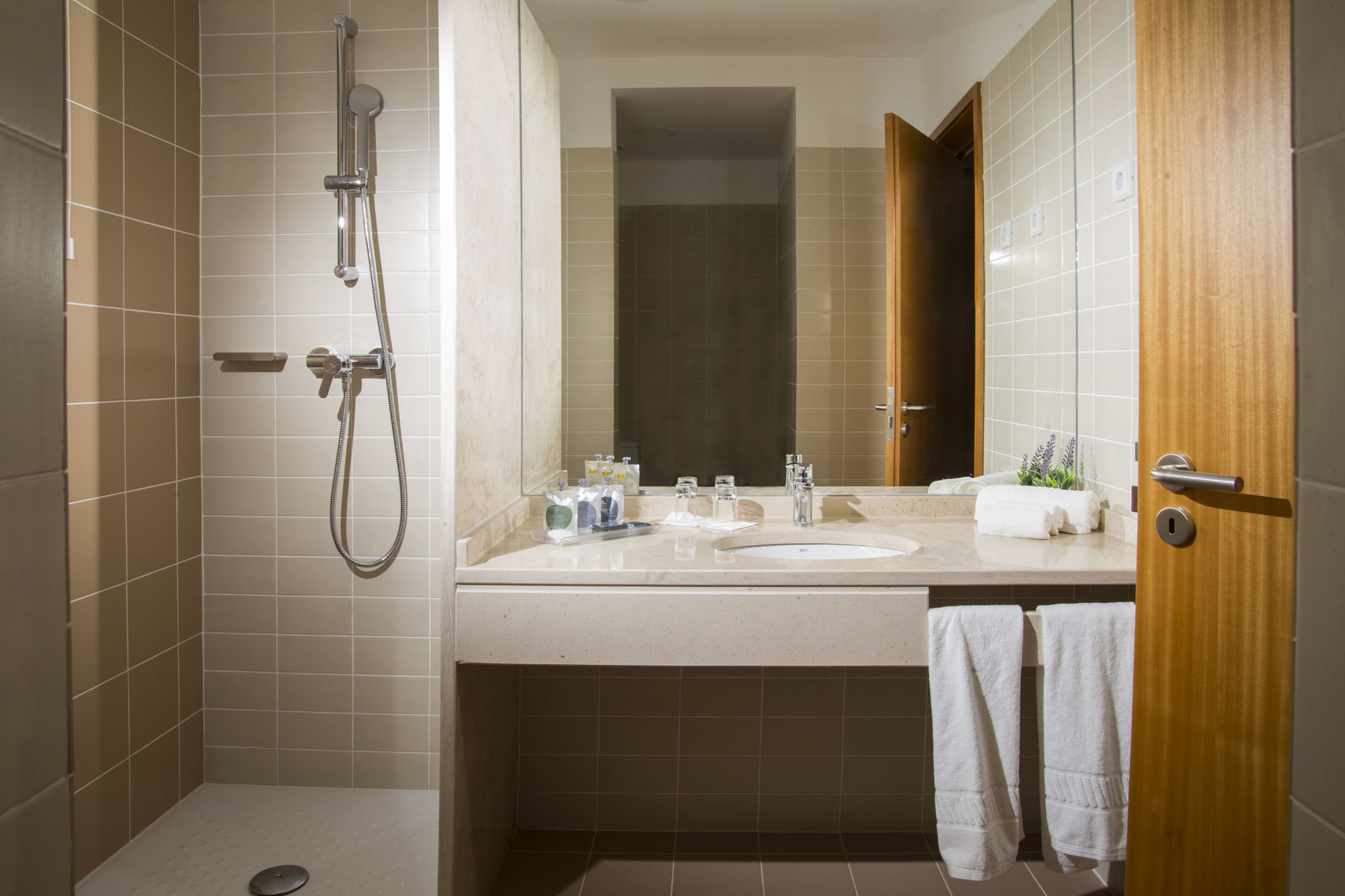 Luna Arcos Hotel