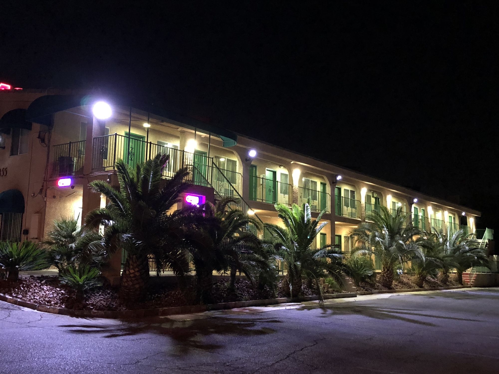 Hotellbilder av Crown Motel - nummer 1 av 10