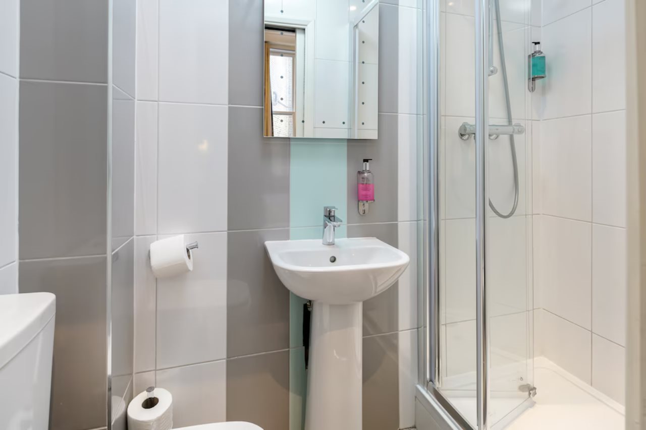 Hotel OYO Bakers Hotel London Victoria, Großbritannien, London. Großes 291