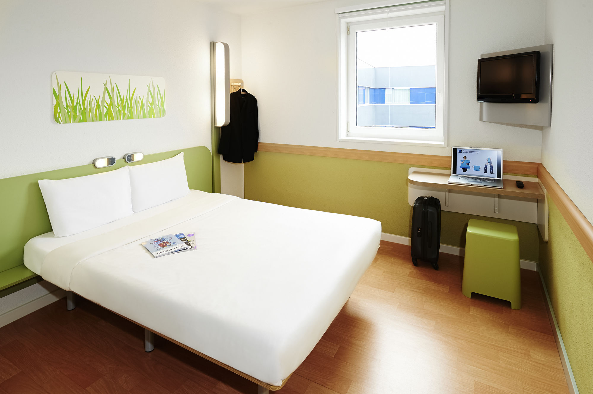 Hotel ibis budget Zurich City West, Schweiz, Zürich. Großes 2
