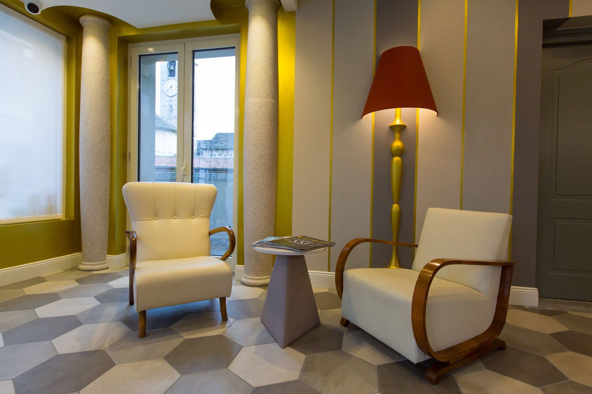 Al Campanile – Luxury Suites & Apartments