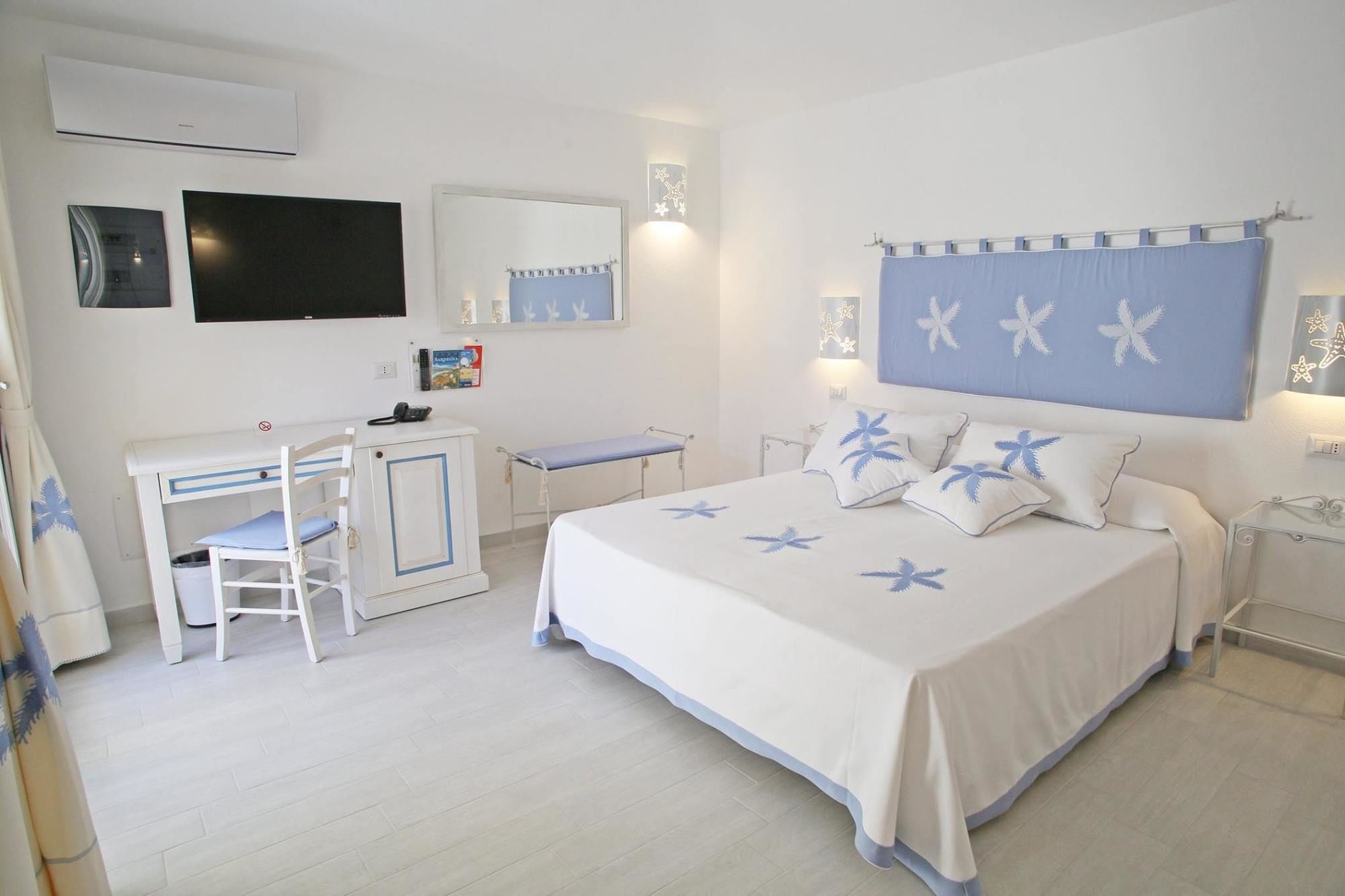 Hotel Regina Simius Hotel, Italien, Villasimius. Großes 2