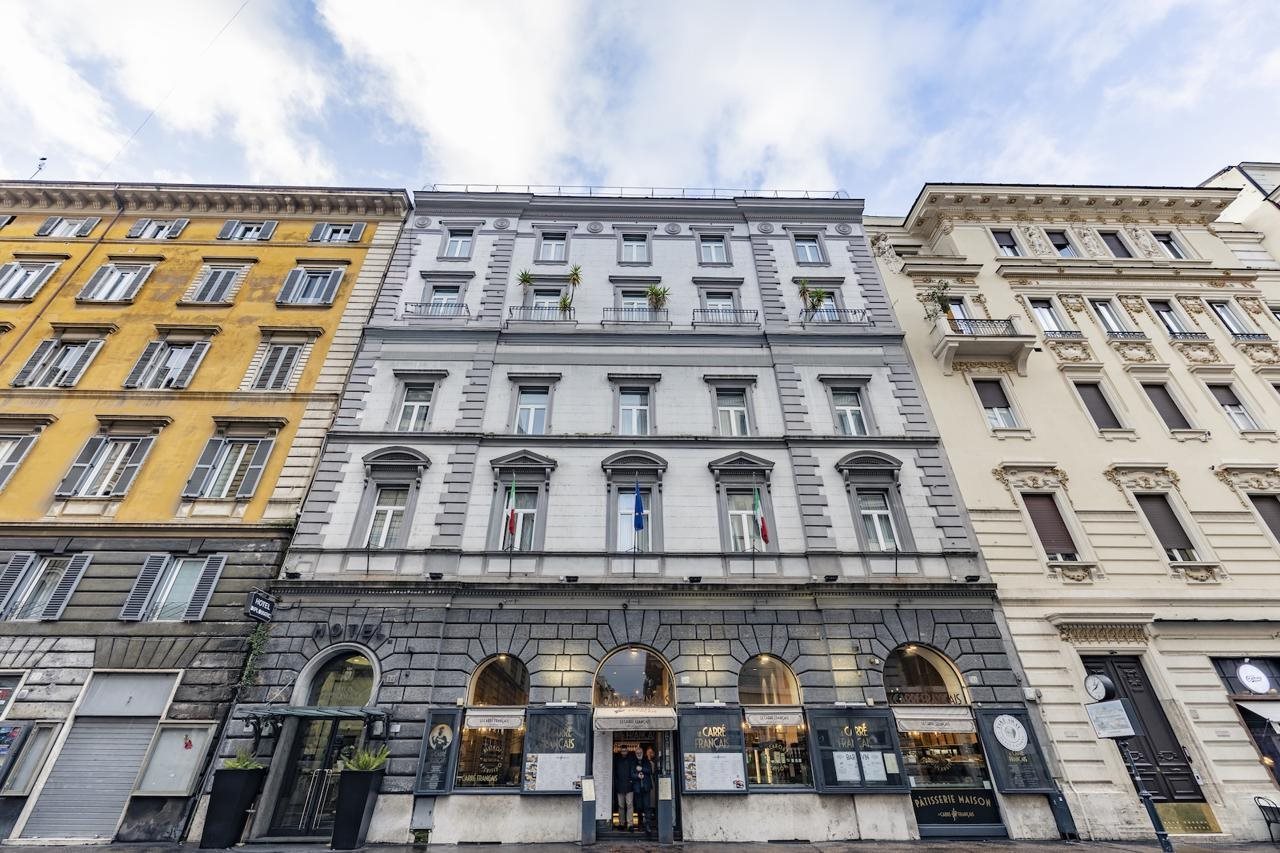 Hotel Diplomatic