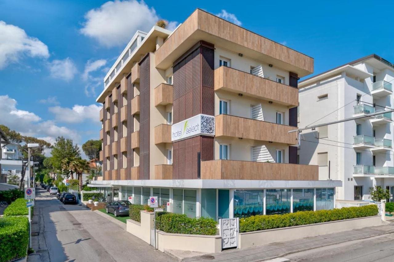 Select Suites & Spa