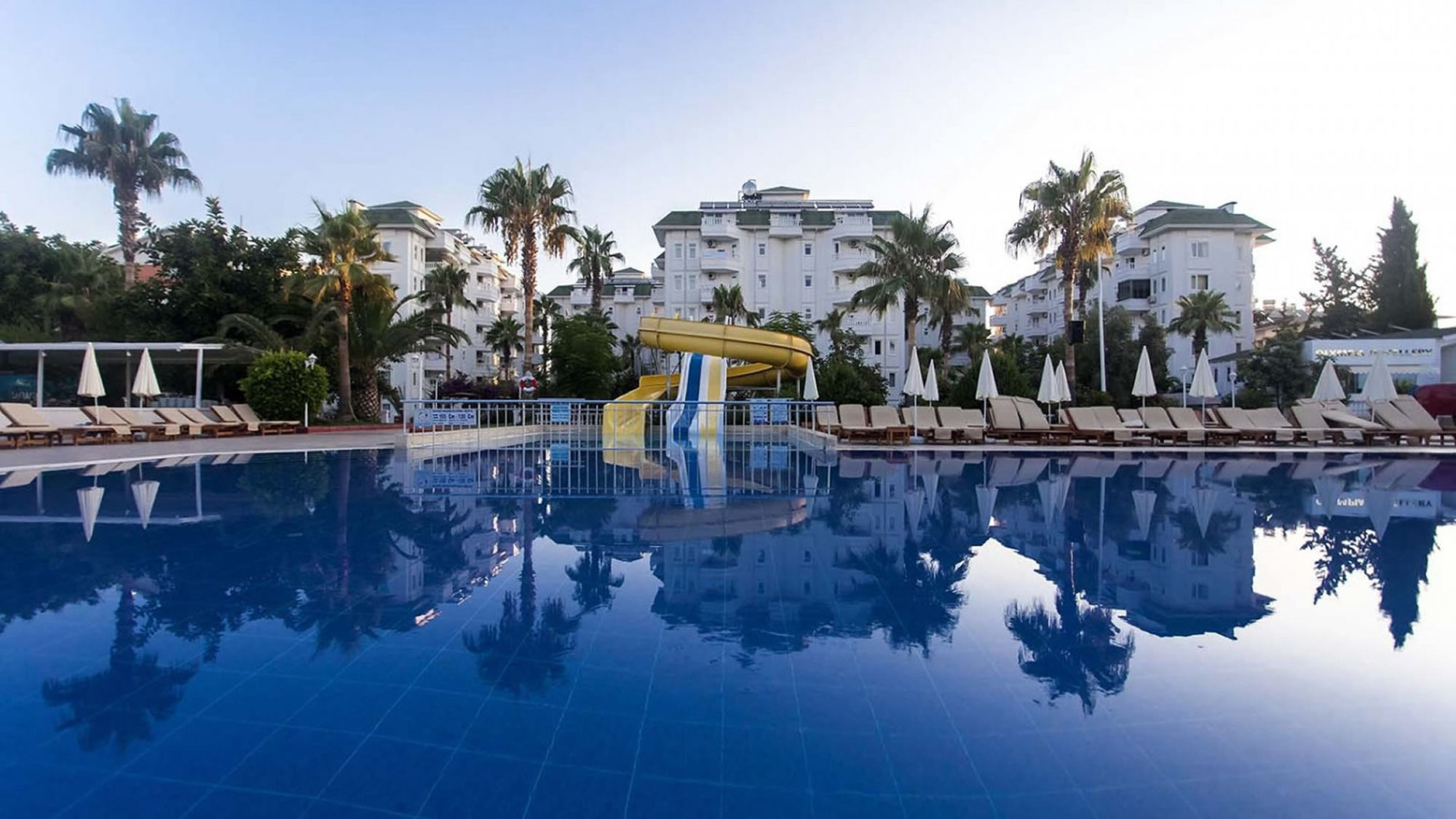 Hotellbilder av The Garden Beach Hotel - nummer 1 av 8