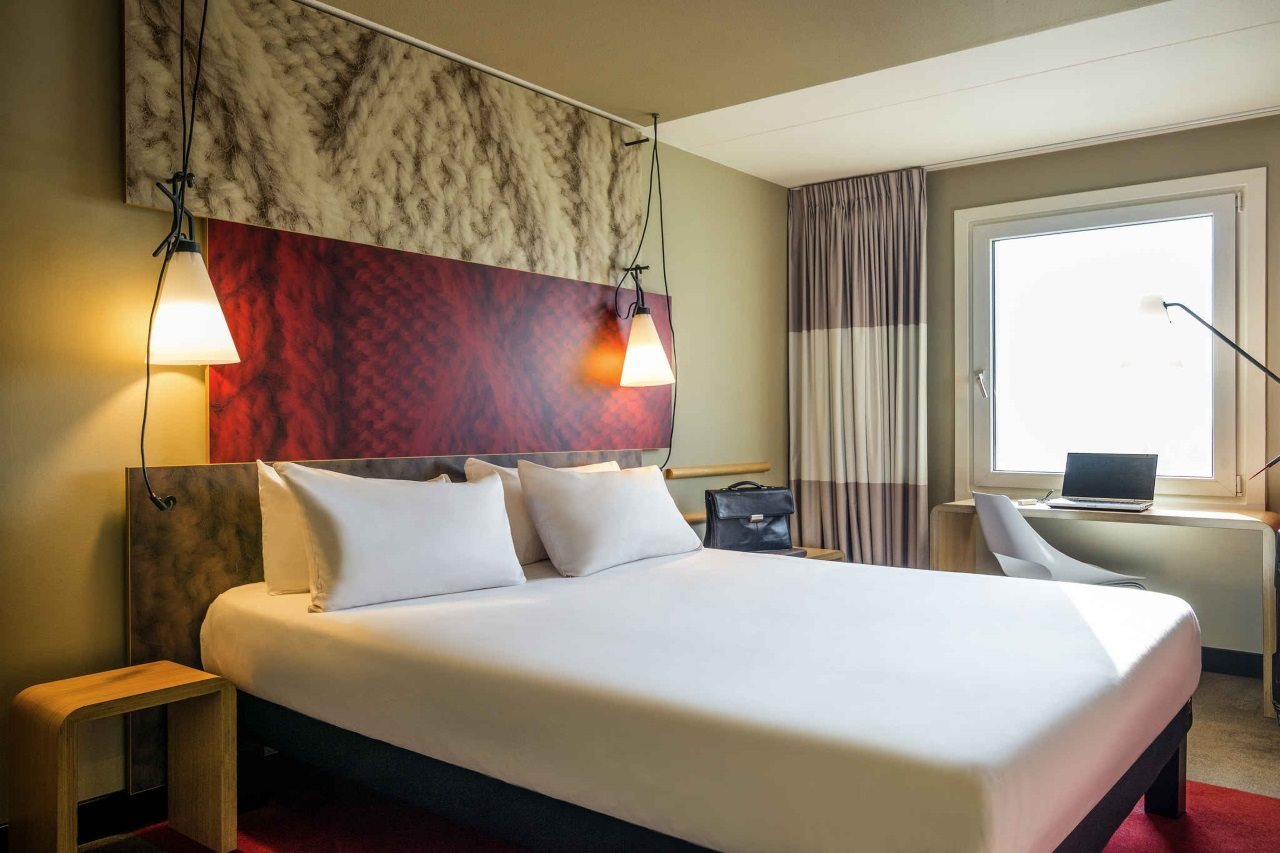 Hotel ibis Schiphol Amsterdam Airport, Niederlande, Badhoevedorp. Großes 2